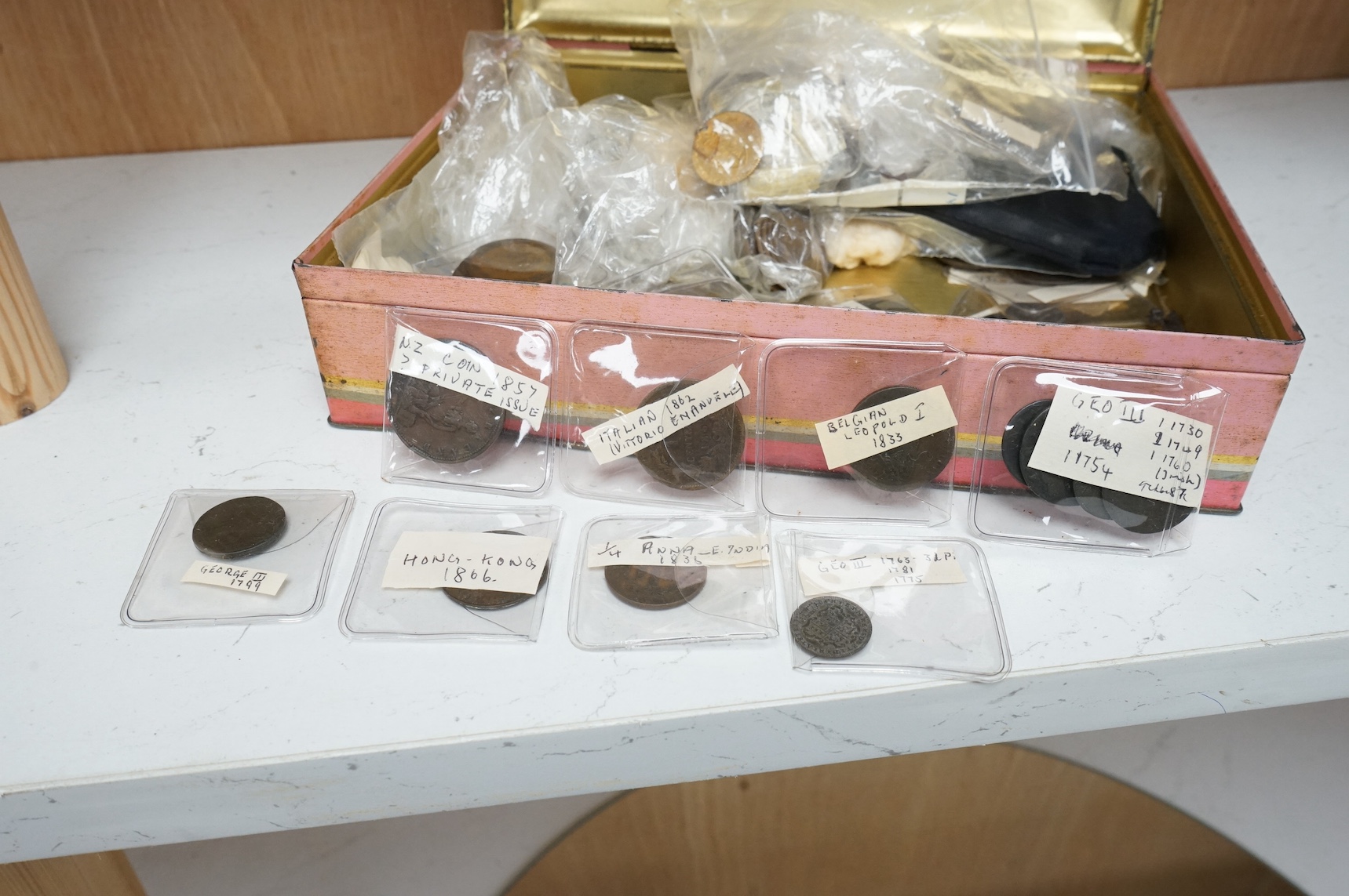 British coins, Stuart to modern, including George V, two crowns, 1935, George III, two worn crowns, George II sixpence, 1746, William III shilling, James II silver 4d, James I silver shilling etc.